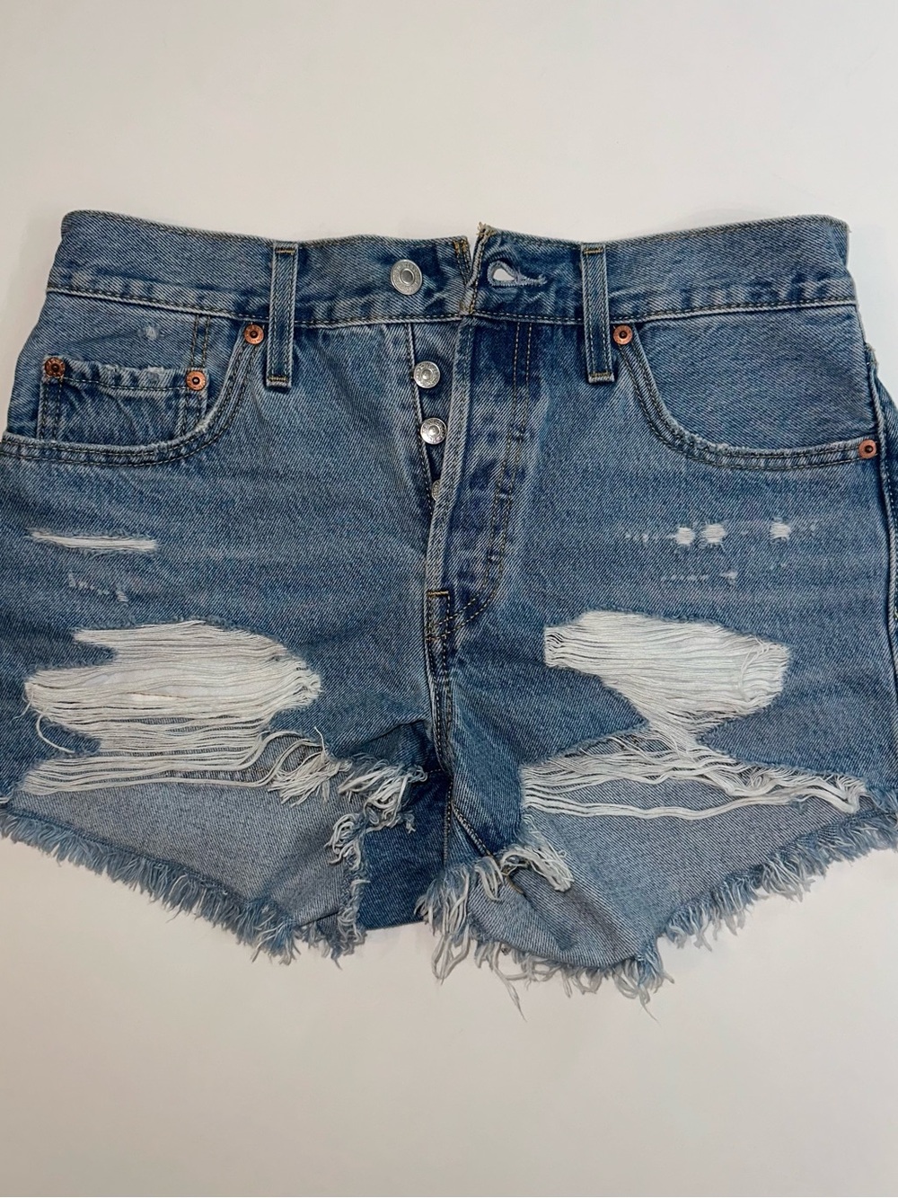 Levis 501 Original Womens Distressed Cut Off Denim Shorts Light Wash Blue W28